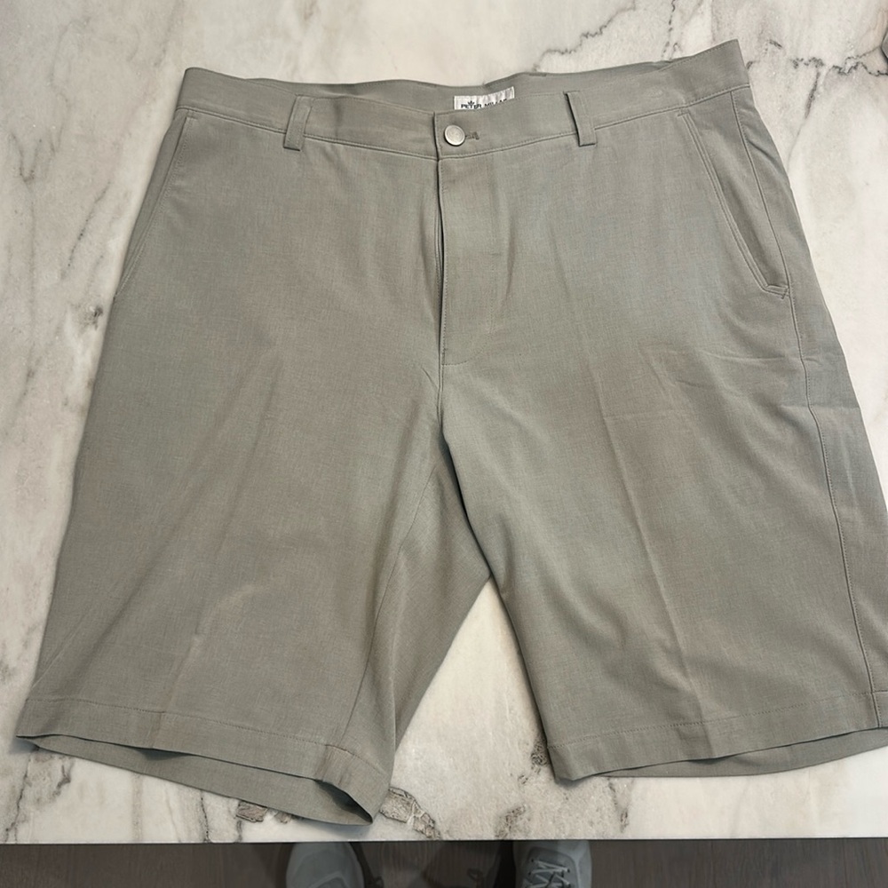 Peter Millar Performance Shorts - 34 waist like new shorts w/ Tags